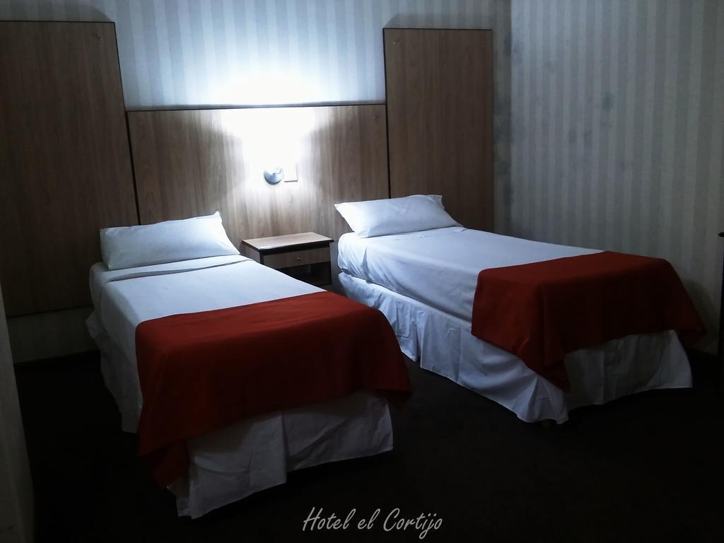 Hotel El Cortijo Неукен Экстерьер фото
